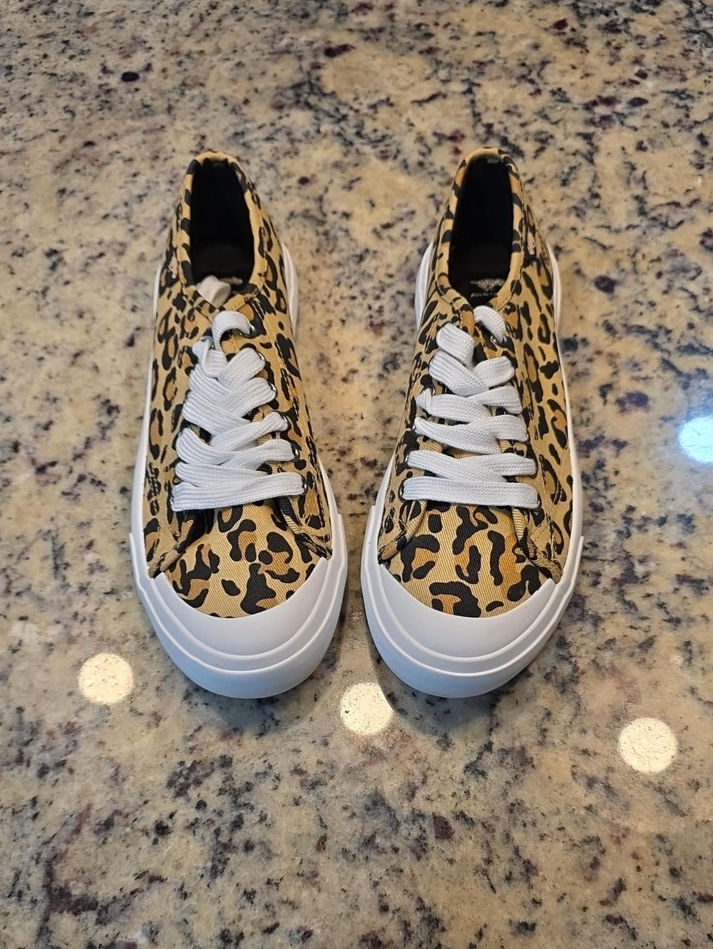 Rocket Dog Leopard Print Tan and Black Sneakers